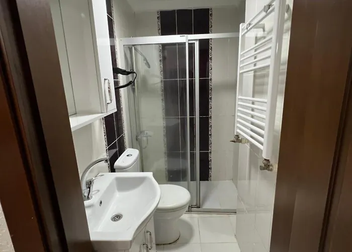 Old مكان تخييم *